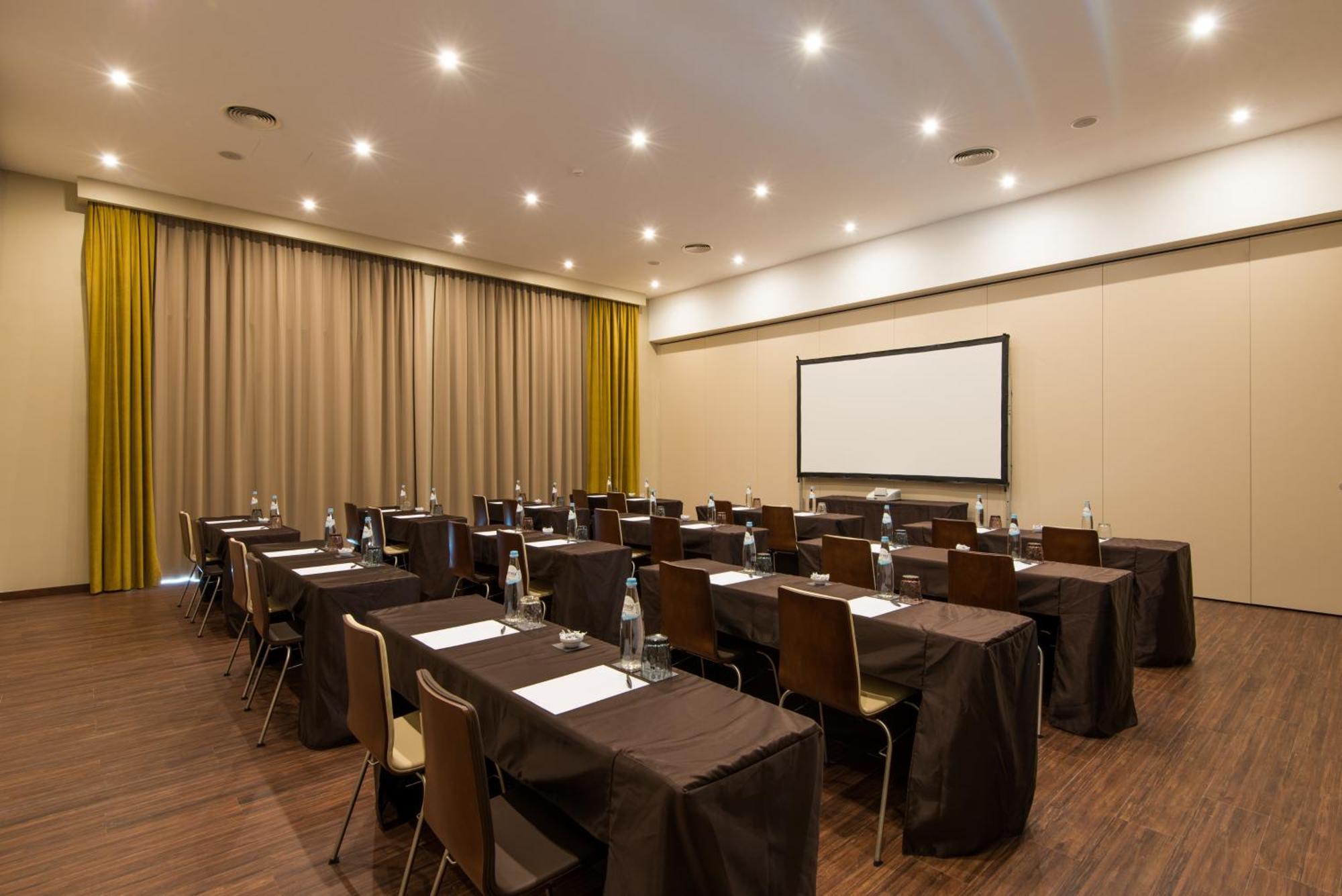 Vila Gale Sintra Exterior foto Meeting room